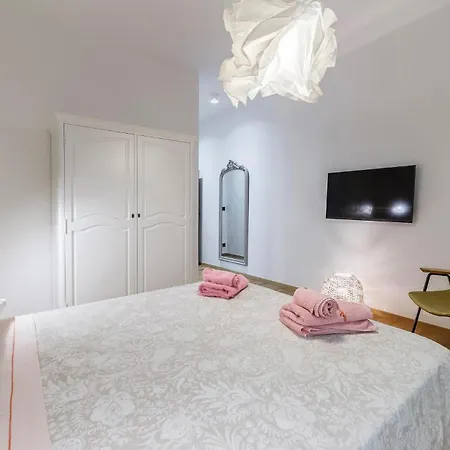 Lovely In With Wifi Apartment *
