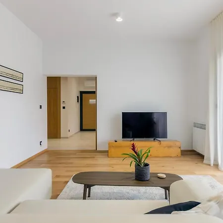 Apartment Lovely In With Wifi *